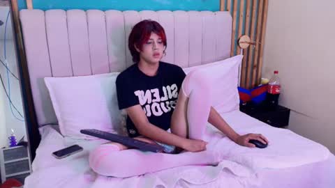 D A N online show from July 14, 3:39 pm