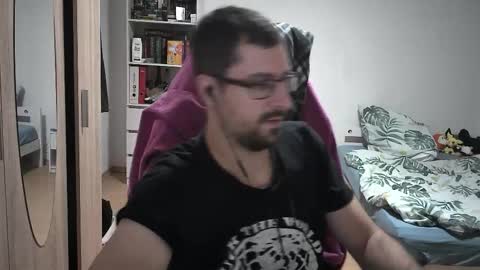 King Dan online show from November 4, 8:21 pm