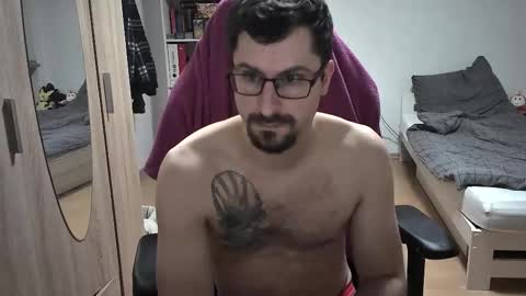 King Dan online show from November 27, 8:27 pm