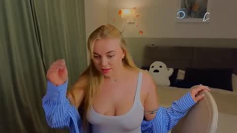 Dana online show from November 6, 6:33 pm