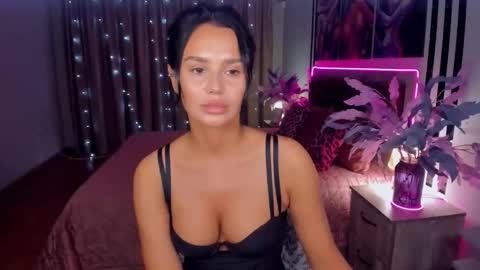 DanaMiers online show from October 14, 4:15 am