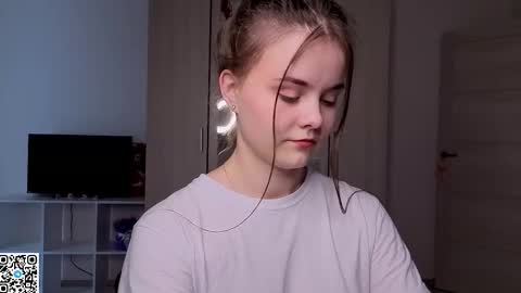 Snapshot of dangerouss_lady chatting on September 14, 8:05 am Eva online show from September 14, 8:05 am