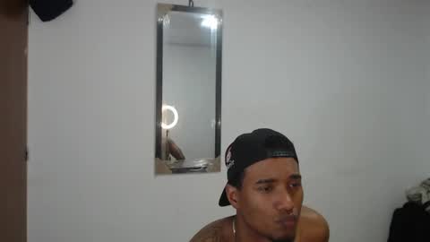 dani_brown19 online show from May 26, 4:29 am