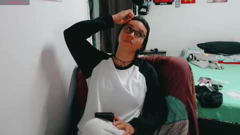 dani y jocelyn online show from September 30, 8:41 pm