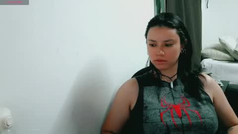 dani y jocelyn online show from March 28, 7:59 pm