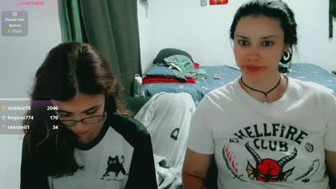 dani y jocelyn online show from March 31, 10:21 pm