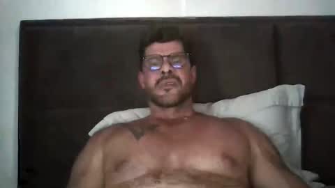 dani_vellasques online show from April 29, 6:02 pm