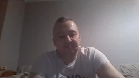 Snapshot of daniel0028 chatting on December 7, 3:03 pm dan online show from December 7, 3:03 pm