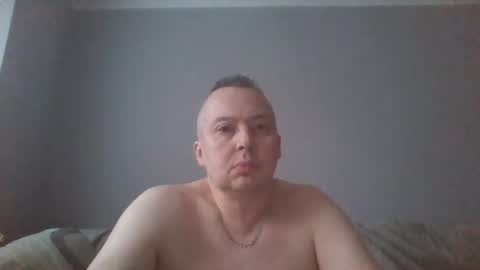 Snapshot of daniel0028 chatting on December 4, 11:46 am dan online show from December 4, 11:46 am