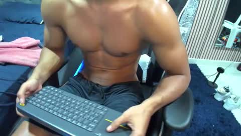 daniel_leconte online show from November 15, 8:38 am