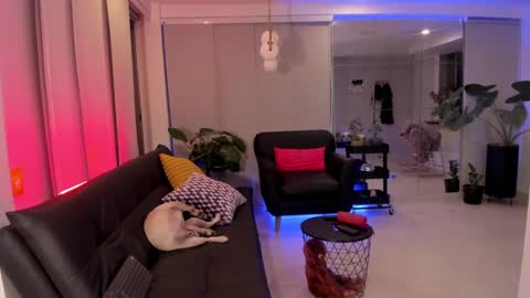 daniela_arenas online show from February 26, 2:19 am