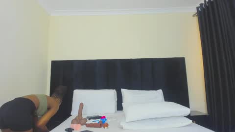danielle_rock online show from June 7, 12:21 pm
