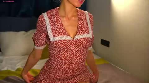 Danielle online show from April 25, 1:30 am