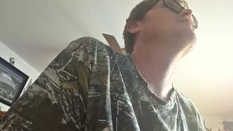 Daniel    y. online show from February 1, 9:12 pm