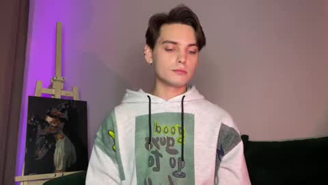 danieltuckerr online show from November 8, 11:19 pm