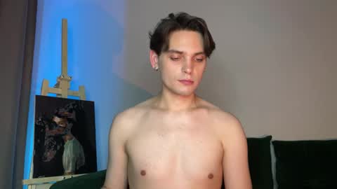 danieltuckerr online show from November 26, 10:06 pm