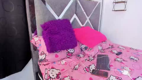Snapshot of danika__x chatting on October 21, 5:23 am danika__x online show from October 21, 5:23 am