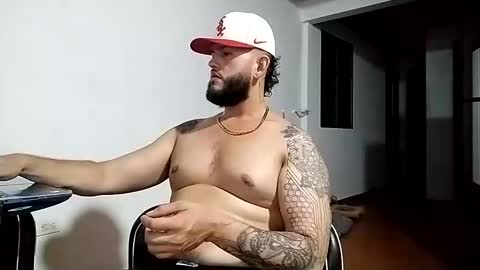 daniloh_xxx online show from November 2, 2:33 am