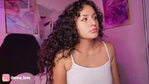 Danna Lovs online show from March 30, 10:26 am