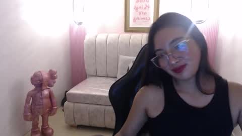 Snapshot of danna_sweet_s chatting on October 23, 9:04 pm danna_sweet_s online show from October 23, 9:04 pm