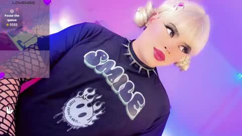 dannadolls online show from May 1, 8:58 pm