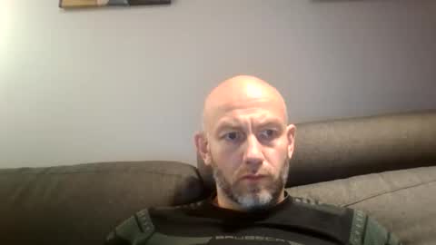 Snapshot of danny81boy chatting on October 18, 7:07 pm danny81boy online show from October 18, 7:07 pm