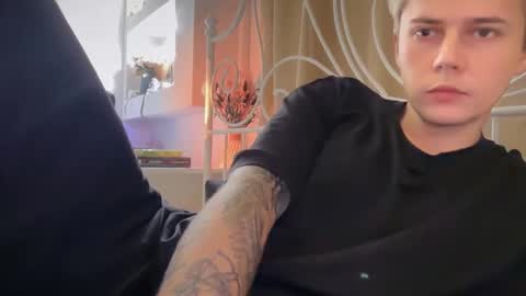 danny online show from November 25, 2:05 pm