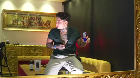 Dante coppola online show from April 16, 11:29 pm