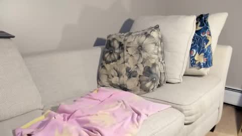 Mark online show from October 13, 8:27 am