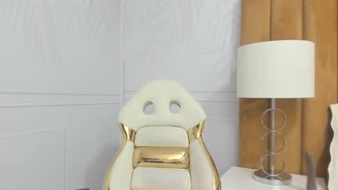 Daphne online show from March 11, 5:35 am