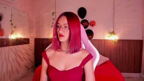 Daphne online show from October 28, 3:18 am