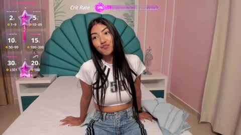 Snapshot of daphne_fox_ chatting on February 21, 3:01 am Daphne  online show from February 21, 3:01 am