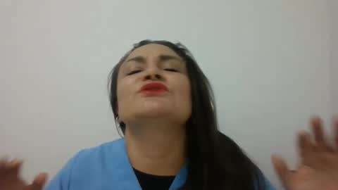 dapnne online show from March 3, 7:39 pm