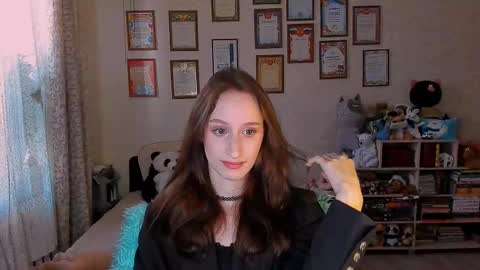 Snapshot of darcysiren chatting on January 22, 7:35 am Darcy Siren online show from January 22, 7:35 am