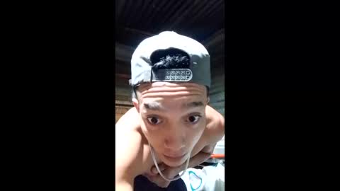 darell_1 online show from March 26, 9:14 am