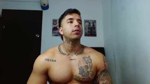 Darius Phoenix  online show from October 21, 8:01 pm