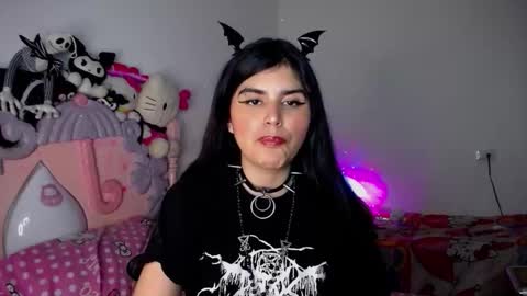 Moony online show from November 28, 7:37 am