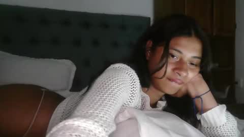 Snapshot of dark_enchantress_ chatting on October 9, 1:55 am Sofia online show from October 9, 1:55 am