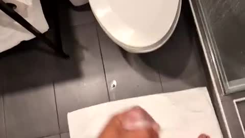 darkale24759843 online show from September 18, 9:46 am