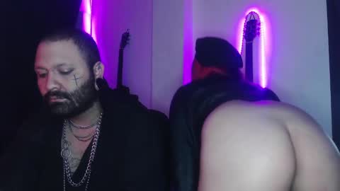 Snapshot of darkclothes chatting on February 27, 9:07 am darkclothes online show from February 27, 9:07 am