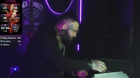 Snapshot of darkclothes chatting on October 15, 8:48 am darkclothes online show from October 15, 8:48 am