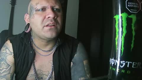 Snapshot of darkclothes chatting on January 20, 6:32 pm darkclothes online show from January 20, 6:32 pm