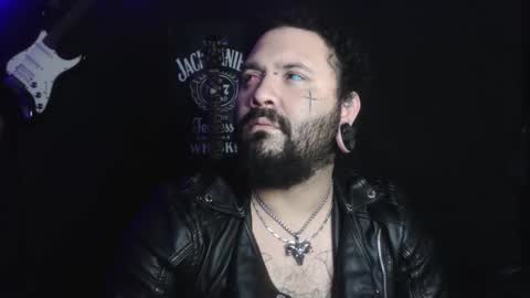 Snapshot of darkclothes chatting on September 16, 7:44 am darkclothes online show from September 16, 7:44 am