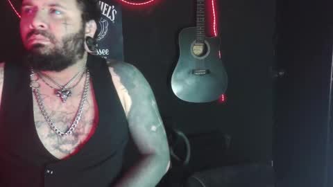 Snapshot of darkclothes chatting on September 25, 2:51 am darkclothes online show from September 25, 2:51 am