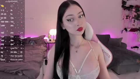 Grace online show from March 9, 8:46 pm