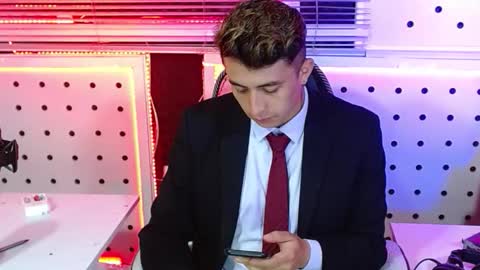 DARKO0717 online show from November 19, 1:21 pm