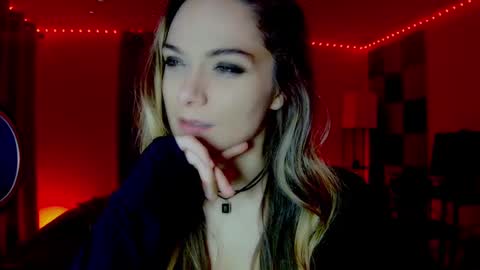 roseredgoddess online show from September 17, 3:21 am