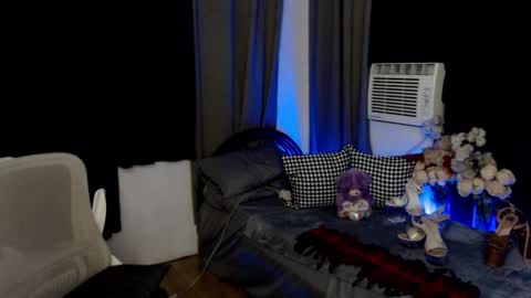 HAPPY BIRTHDAY MISTRESS MADRIANA online show from December 17, 5:30 pm