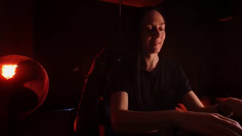 darkspark_ online show from March 5, 9:51 am