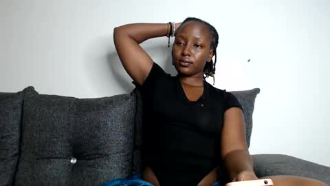 darktanqueen online show from March 4, 6:39 pm